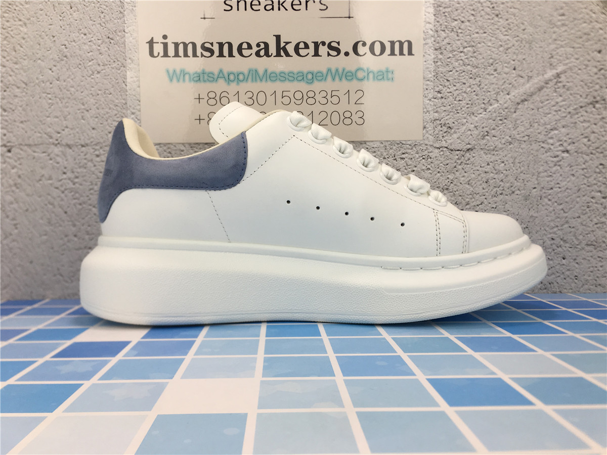 ALEXANDER MCQUEEN DREAM BLUE Oversized Sneakers 553770WHGP79048